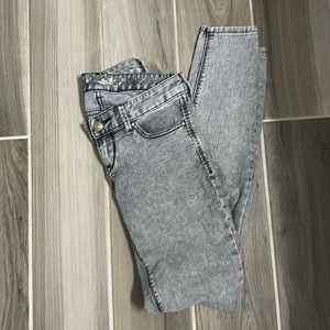 Express Gray Skinny Jeans with Distressed Look